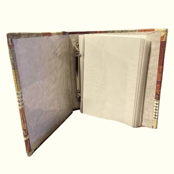 Burnes Vintage 4x6 Photo Album - Picture 2 of 4